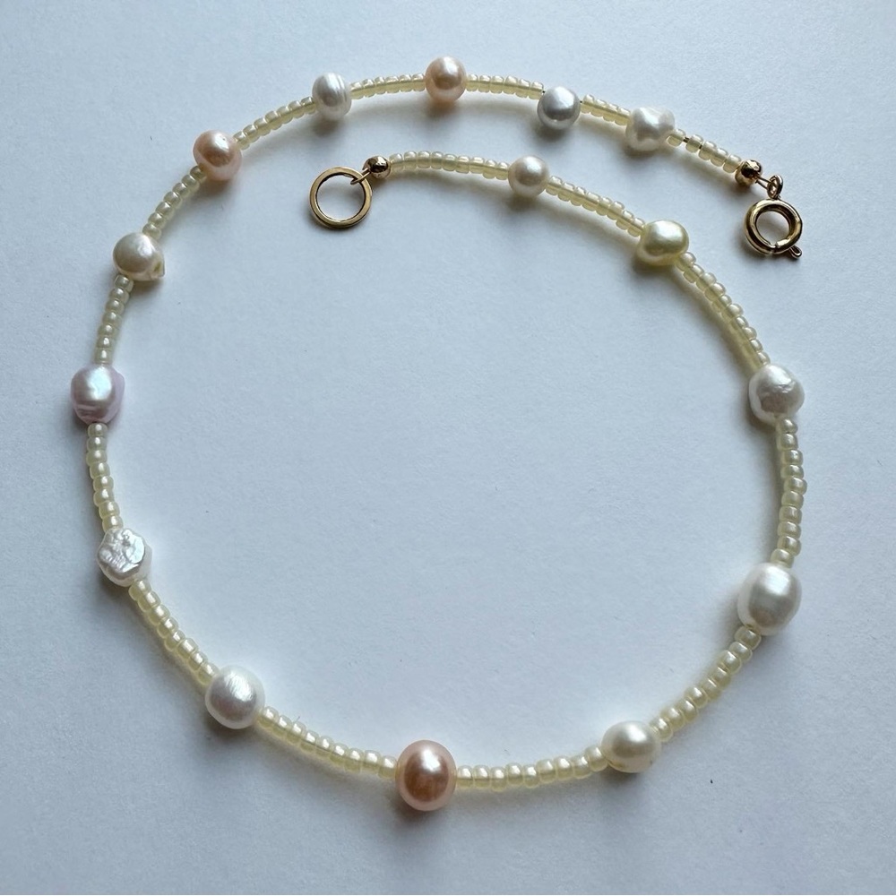 Handmade freshwater pearl necklace